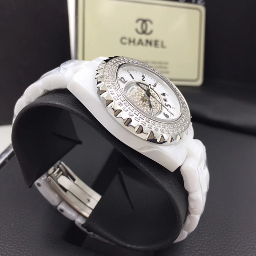 シャネル時計側面デザイン